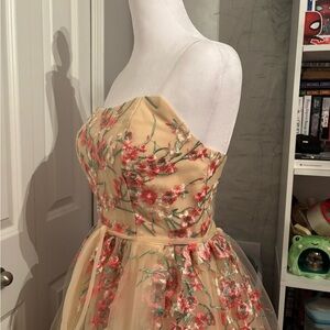 Amazon Strapless Floral Dress - Cream and Pink